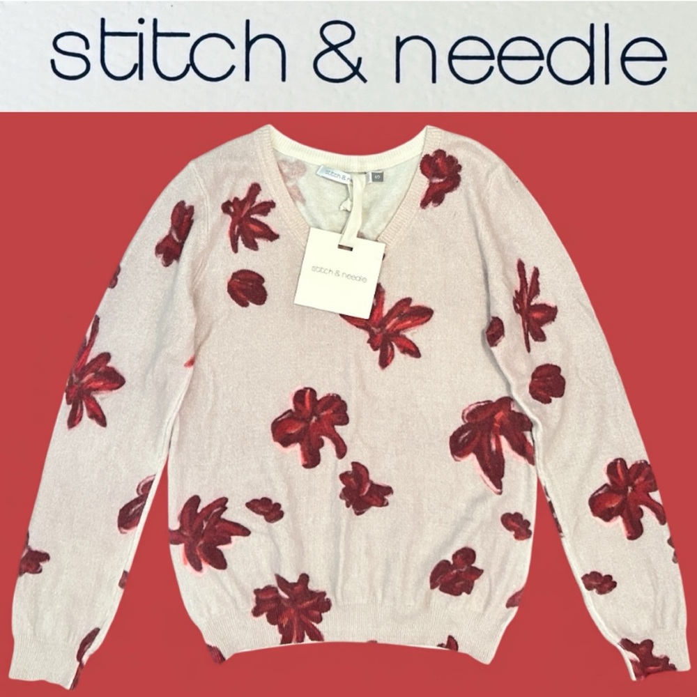 Stitch & Needle Cashmere Sweater Red Berry Floral on blush-cream back Size Small